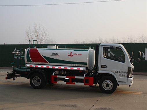 國VI  4方灑水車